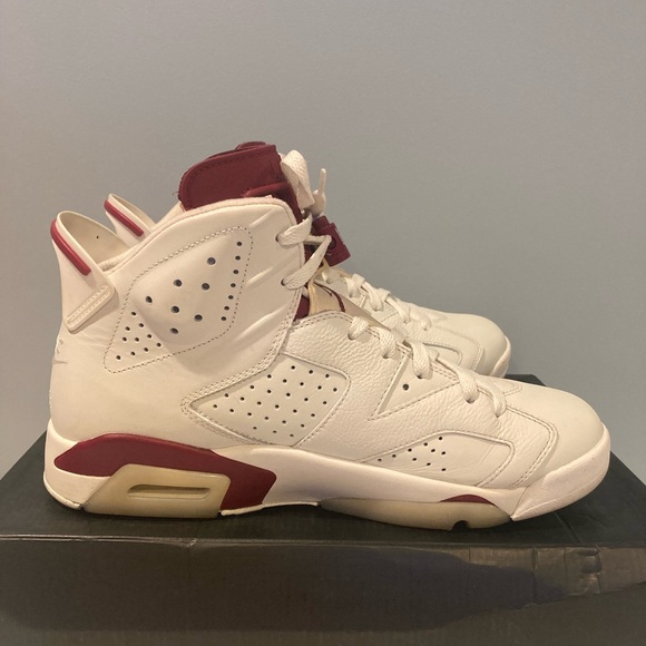 Jordan 6 Maroon size 10 - Picture 6 of 7
